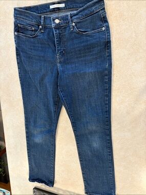 Levi's Women's Dark Blue Skinny Jeans